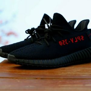 NIB Yeezy Boost V2 Bred Mens sz 8/Women's sz 9.5